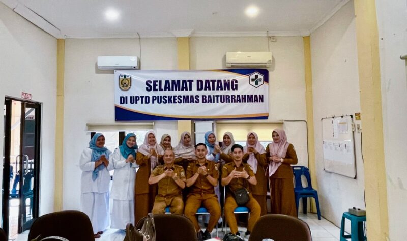 Dinas Kesehatan Kota Banda Aceh melalui Bidang Kesehatan Masyarakat saat melaksanakan supervisi program, bimbingan teknis, serta monitoring dan evaluasi capaian program di UPTD Puskesmas Baiturrahman, Selasa, (28/4/2026). Foto: Dinkes Banda Aceh 