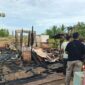 Satu unit warung kopi (warkop) yang juga difungsikan sebagai rumah tempat tinggal di Gampong Matang Lada, Kecamatan Seunuddon, Kabupaten Aceh Utara, dilaporkan hangus terbakar pada Selasa (12/5/2026) dini hari sekitar pukul 04.00 WIB. Dok. Polres Aceh Utara