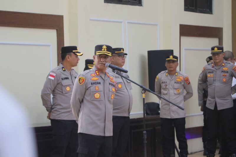 Kapolres Lhokseumawe ingatkan personel jauhi judi online dan Narkoba saat
memimpin apel pagi di halaman Mapolres Lhokseumawe, Senin (18/5/2026) pagi. Dok. Polres Lhokseumawe