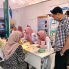 Ilustrasi. Stan layanan kesehatan gratis yang dibuka oleh Dinkes Banda Aceh. Foto: Dok. Istimewa 