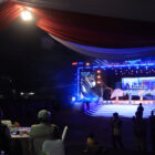 Suasana Bhayangkara Fest 2026 yang berlangsung di Lapangan Merah Mapolda Aceh dipadati pengunjung. Event dalam rangka menyambut Hari Bhayangkara ke-80 tersebut menjadi pusat hiburan, edukasi, dan promosi UMKM bagi masyarakat Aceh. Foto: Dok. Istimewa 