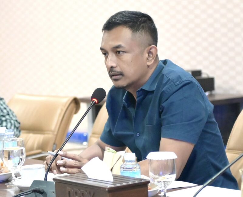 Anggota Komisi 1 DPRK Banda Aceh Teuku Arief Khalifah. Foto: Dok. Istimewa 