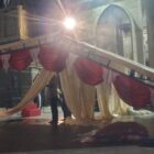 Panggung utama pawai obor dalam rangka memeriahkan tahun baru Islam masih dalam pengerjaan. Foto. Dok. Teukunizar/NOA.co.id