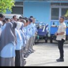 Bupati Abdya, Safaruddin memimpin apel perdana di Perumdam Tirta Abdya. Foto. Dok. Teukunizar/NOA.co.id
