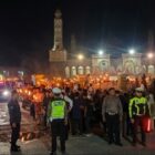 Satlantas Polres Abdya mengamankan jalannya pelaksanaan pawai Obor dalam rangka tahun baru Islam. Foto. Dok. Teukunizar/NOA.co.id