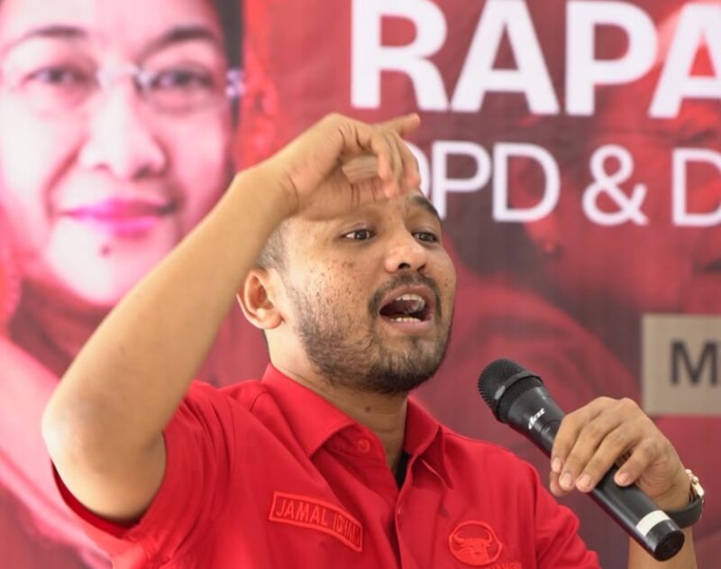 Jamaluddin Idham saat memimpin Rapim PDI Perjuangan se-Aceh di Banda Aceh. Foto. Dok. Teukunizar/noa.co.id