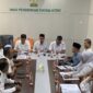 Tim Dinas Pendidikan Dayah Aceh saat memberikan masukan strategis dalam pembahasan Rancangan Qanun Dayah Kabupaten Pidie Jaya, Jumat (6/6/2026). Foto: Dok. Istimewa 