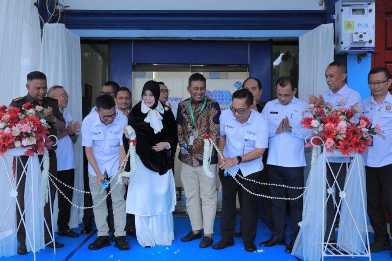 Wali Kota Banda Aceh turut mendampingi jajaran PT Sucofindo (Persero) saat prosesi peresmian Kantor Pemasaran Aceh PT Sucofindo di kawasan Batoh, Banda Aceh, Rabu (3/6/2026). Foto: Dok. Prokopim Kota Banda Aceh