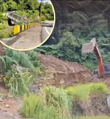 Kondisi Jalan dan Jembatan Tajuk Enang-Enang di Kabupaten Bener Meriah yang menjadi akses vital masyarakat. Warga berharap pemerintah pusat segera mempercepat penanganan infrastruktur terdampak bencana tersebut. Foto: Dok. Istimewa 