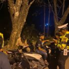 Petugas Satlantas Polres Abdya memeriksa kelengkapan kendaraan dan memberikan himbauan tertib lalu lintas. Foto. Dok. Teukunizar/noa.co.id