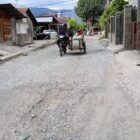 Jalan Ramli Sa'adi salah satu jalan  menuju Terminal Blangpidie rusak parah. Foto. Dok. Teukunizar/noa.co.id