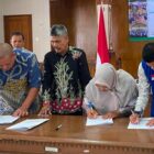 Layanan Kesehatan Cuma-Cuma (LKC) Dompet Dhuafa Aceh bersama YBM BRILiaN menandatangani kesepahaman bersama antara Pemko Sabang. Foto. Dok. Teukunizar/noa.co.id