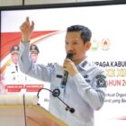 Bupati Aceh Barat Tarmizi SP, MM membuka Musyawarah Olahraga Kabupaten (Musorkab) KONI Aceh Barat Tahun 2026 di Aula Cabang Dinas Pendidikan, Meulaboh, Sabtu (4/7/2026). Foto: Dok. Pemkab Aceh Barat