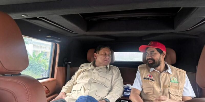 Gubernur Aceh H. Muzakir Manaf saat bersama Presiden RI Jenderal TNI (Purn) H. Prabowo Subianto. Foto: Dok. Biro Adpim Setda Aceh 