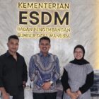 Wakil Ketua DPRK Banda Aceh Daniel Abdul Wahab bersama Ketua Fraksi NasDem Abdul Rafur dan Anggota Dewan Energi Nasional (DEN) Dr. Ir. Sripeni Inten Cahyani usai pertemuan membahas penguatan ketahanan sistem kelistrikan Banda Aceh di Jakarta, Kamis (9/7/2026). Foto: Dok. Istimewa