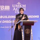 Wali Kota Banda Aceh Illiza Sa'aduddin Djamal menyampaikan sambutan pada penutupan Program Wirausaha Unggulan Bank Indonesia (WUBI) 2026 di The Pade Hotel, Banda Aceh, Senin (20/7/2026). Foto: Dok. Prokopim Kota Banda Aceh