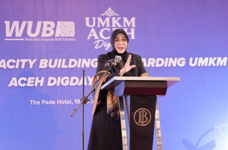Wali Kota Banda Aceh Illiza Sa'aduddin Djamal menyampaikan sambutan pada penutupan Program Wirausaha Unggulan Bank Indonesia (WUBI) 2026 di The Pade Hotel, Banda Aceh, Senin (20/7/2026). Foto: Dok. Prokopim Kota Banda Aceh