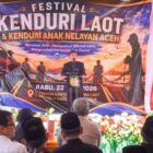 Ketua Majelis Adat Aceh (MAA) Kota Banda Aceh, Tgk. Ameer Hamzah, menyampaikan sambutan pada Festival Khanduri Laot dan Khanduri Aneuk Nelayan di Lhok Kuala Cangkoi, Ulee Lheue, Banda Aceh, Rabu (22/7/2026). Foto: Dok. Prokopim Kota Banda Aceh