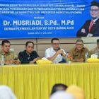 Wakil Ketua DPRK Banda Aceh, Dr. Musriadi, S.Pd., M.Pd., memberikan sambutan pada Sosialisasi P4GN di Kecamatan Ulee Kareng, Senin (27/7/2026). Foto: Dok. DPRK Banda Aceh