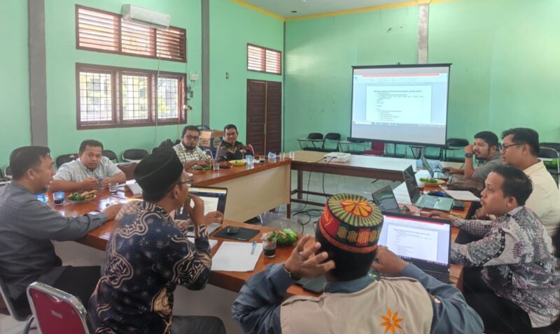 Raker pengurus dan dewan pengawas syariah Lazismu Aceh Barat Daya. Foto. Dok. Teukunizar/noa.co.id