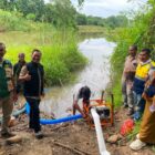 Tim Pemkab Aceh Besar bersama BWS Sumatera I Kementerian Pekerjaan Umum, memfasilitasi pompanisasi di Gampong Keumireu, Kecamatan Kuta Cot Glie, Kabupaten Aceh Besar, Selasa (4/8/2026). Foto: Dok. MC Aceh Besar