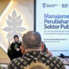 Wali Kota Banda Aceh Illiza Sa’aduddin Djamal saat memberikan ceramah tentang manajemen perubahan sektor publik kepada peserta PKA Angkatan I Tahun 2026, Senin (10/8/2026). Foto: Dok. Prokopim Kota Banda Aceh