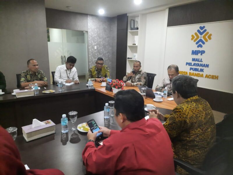 KemenPAN RB melakukan audiensi dengan pengelola MPP Kota Banda Aceh untuk membahas penguatan pelayanan publik dalam mendukung pemulihan pascabencana, Jumat (14/8/2026). Foto: Dok. Diskominfo Kota Banda Aceh
