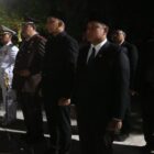 Wakil Wali Kota Banda Aceh Afdhal Khalilullah mengikuti Apel Kehormatan dan Renungan Suci (AKRS) bersama unsur Forkopimda di Taman Makam Pahlawan (TMP) Banda Aceh dalam rangka memperingati HUT ke-81 Kemerdekaan Republik Indonesia, Senin (17/8/2026) dini hari. Foto: Dok. Prokopim Kota Banda Aceh