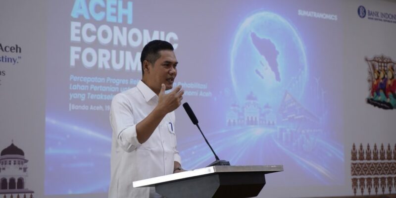 Sekda Aceh, M. Nasir, S.IP, MPA, saat membuka acara Aceh Economic Forum (AEF) yang diselenggarakan Perwakilan Bank Indonesia (BI) Provinsi Aceh, di Ruang Auditorium Teuku Umar, Kantor Perwakilan BI Provinsi Aceh, Banda Aceh, Rabu (19/8/2026). Foto: Dok. Biro Adpim Setda Aceh 
