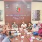 Asisten Perekonomian dan Pembangunan Sekda Aceh, Ir. T. Robby Irza, S.SiT, MT, bersama para Kepala SKPA/Biro terkait, menghadiri Rapat Tindak Lanjut Penanganan Kasus BBM dan Gas Bumi di Aceh yang diselenggarakan oleh Direktorat Reserse Kriminal Khusus Polda Aceh, di Aula Ditreskrimsus Polda Aceh, Banda Aceh, Kamis (20/8/2026). Foto: Dok. Biro Adpim Setda Aceh 