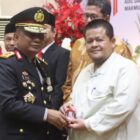 Kapolda Aceh Irjen Pol. Ruddi Setiawan menghadiri rangkaian peringatan HUT ke-81 Kemerdekaan RI bersama unsur Forkopimda Aceh di Anjong Mon Mata, Senin (17/8/2026). Foto: Dok. Istimewa