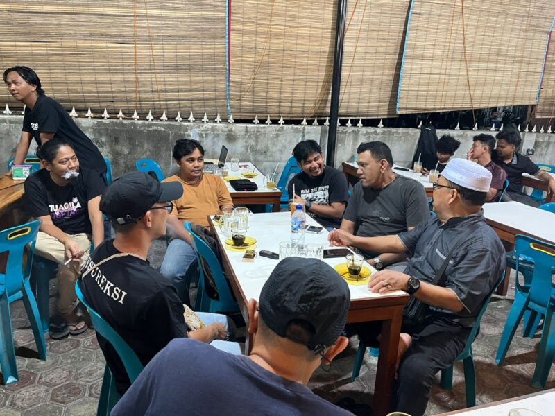 Unsur KKJ Aceh membahas laporan dugaan kekerasan terhadap dua jurnalis yang melibatkan oknum TNI di Aceh Utara dan Bener Meriah di Banda Aceh, Rabu malam, 2 September 2026. Dok. KKJ Aceh
Kalau ingin, saya juga bisa membuat, (Foto.IST).
