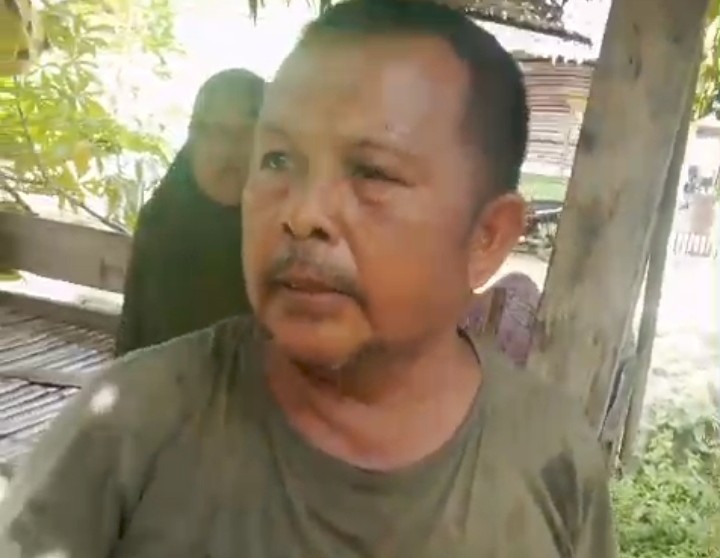 Anggota TPG Mesjid Kecamatan Muara Tiga, Adi saat memberi keterangan kepada wartawan, Senin (8/9/2026) (Foto.IST).