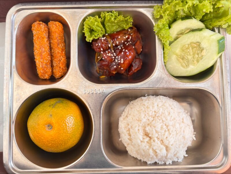 Menu MBG di salah satu Dapur SPPG di Abdya. Foto. Dok. Teukunizar/noa.co.id