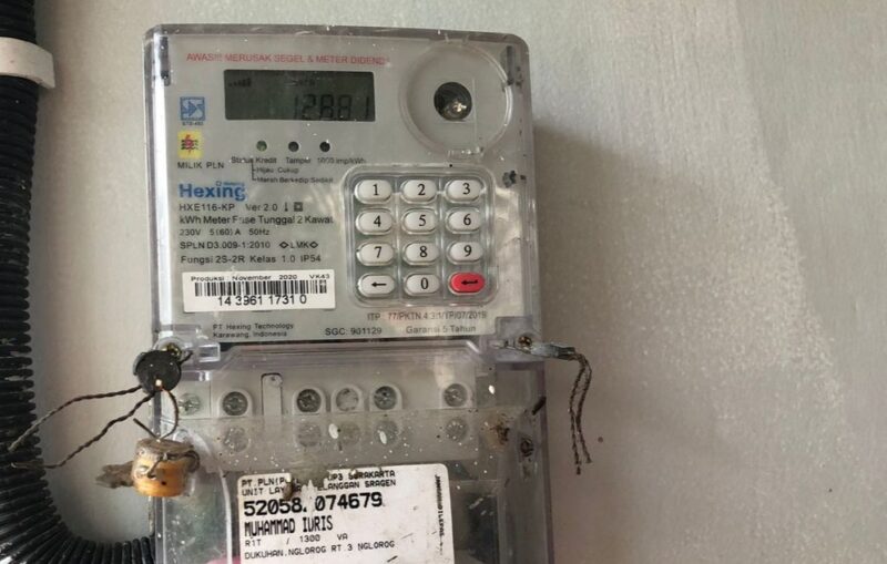 Ilustrasi ampere meter PLN warga. Foto. Dok. Teukunizar/nona.co.id