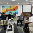 Bupati Aceh Barat Tarmizi SP, MM bersama Sekda Aceh Barat Dr. Ir. Kurdi ST, MT, MH saat menemui Kepala BKN RI Prof. Dr. Zudan Arif Fakrulloh di Kantor BKN, Cililitan, Kramat Jati, Jakarta Timur, Rabu (2/9/2026). Foto: Dok. Pemkab Aceh Barat