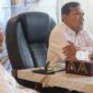 Wakil Gubernur Aceh, H. Fadhlullah, didampingi Kepala Badan Penghubung Pemerintah Aceh (BPPA) Said Marzuki, S.IP, M.Si, memimpin Rapat Koordinasi Percepatan Rehabilitasi dan Rekonstruksi Pascabencana secara virtual dari Aula Kantor (BPPA) di Jakarta, Rabu (2/9/2026). Foto: Dok. Biro Adpim Setda Aceh 
