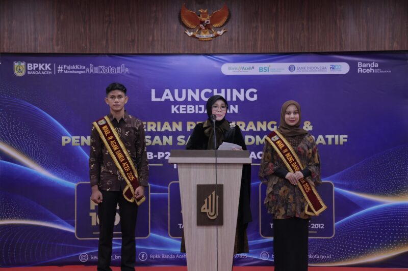 Wali Kota Banda Aceh Illiza Sa’aduddin Djamal menyampaikan kebijakan keringanan tunggakan PBB-P2 sebagai upaya meringankan beban masyarakat dan meningkatkan penerimaan PAD Kota Banda Aceh, September 2026. Foto: Dok. Prokopim Kota Banda Aceh