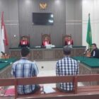 Mantan Kepala Dinas Kesehatan Aceh Tengah, dr. Yunasri, M.Kes., mengikuti sidang perkara dugaan tindak pidana korupsi di Pengadilan Tipikor pada Pengadilan Negeri Banda Aceh, Senin (5/10/2026). Foto: Dok. Istimewa 