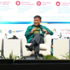 Wakil Direktur Utama BSI, Bob Tyasika Ananta, menyampaikan pandangan mengenai pengembangan wakaf produktif dalam Seminar Internasional GLOW 2026 di Jakarta. Foto: Dok. Istimewa