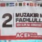 Spanduk Abu leupi memberikan dukungan kepada mualem - Dek Fadh dalam pilgub Aceh 2024. Foto:Dok/ Razi