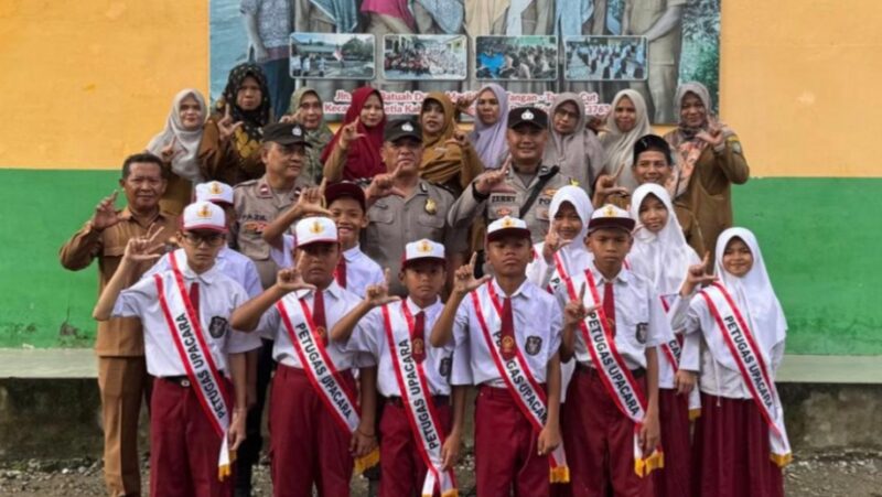 SD Negeri 4 Setia menggandeng Polisi untuk meningkatkan kedisiplinan siswa. Foto. Dok. Teukunizar/noa.co.id