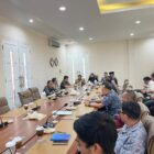 Wali Kota Banda Aceh Illiza Sa’aduddin Djamal bersama unsur Forkopimda membahas kesiapan pengamanan, pelayanan publik, dan antisipasi berbagai persoalan di Banda Aceh, Kamis (1/10/2026). Foto: Dok. Diskominfo Kota Banda Aceh