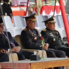 Wakapolda Aceh Brigjen Pol. Ari Wahyu Widodo menghadiri upacara peringatan HUT ke-81 TNI di Lapangan Blang Padang, Kota Banda Aceh, Senin (5/10/2026). Foto: Dok. Istimewa 